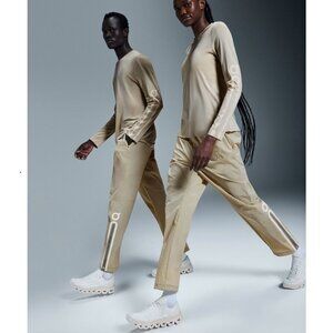 On Track Pants IKON - Large - NWOT